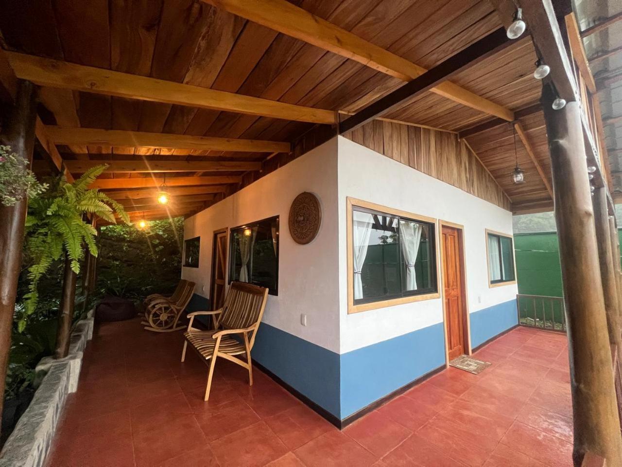 Casa Tipica La Cruz Villa Monteverde Exterior photo